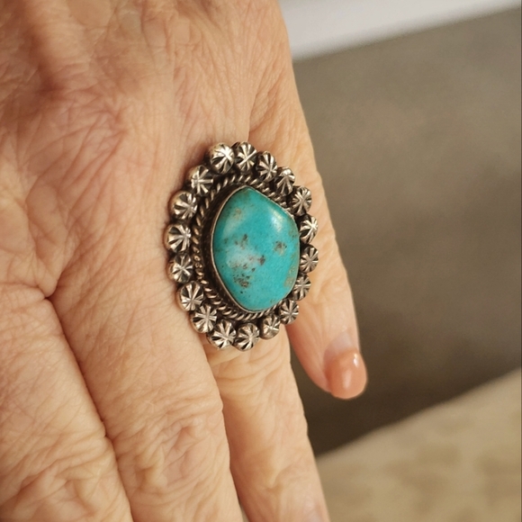 Vintage Signed BW Turquoise Ring - Picture 1 of 2